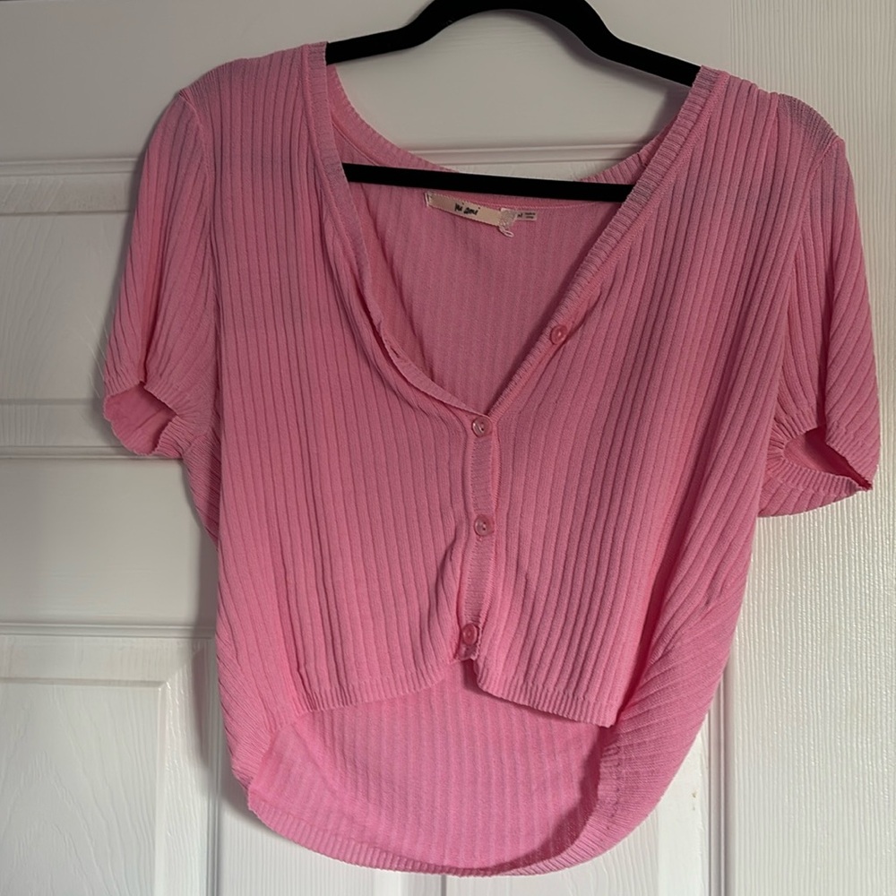 Pink Button Up Blouse Fairly New Condition | Size M